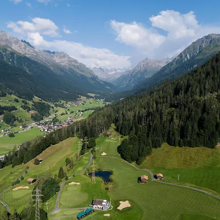 Haus Corina Daire Klosters